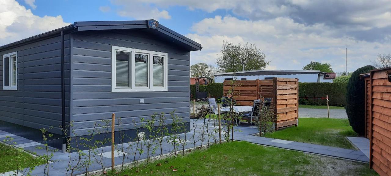 Chalet Campingplatz Nordloh Apen ภายนอก รูปภาพ